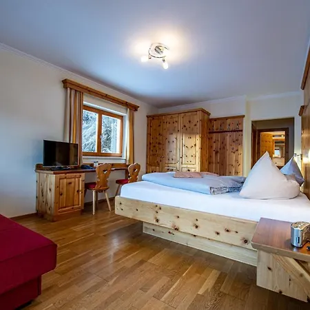 Szálloda Raunig 3*