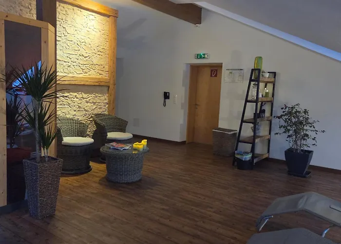 Restaurant Raunig Готель 3*